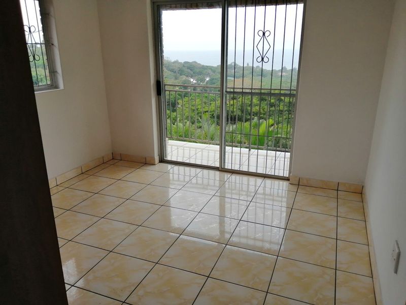 Lockup And Go 3 Bedroom Facebrick Townhouse - Photo 7