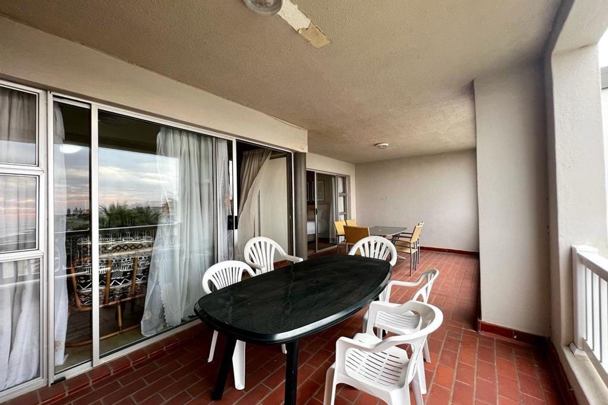 Breath-taking Breaker View At Laguna La Crete Uvongo - Photo 3