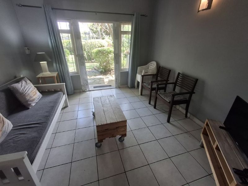 Ideal Holiday Simplex 100 Meters Away From The Exclusive Southbroom Beach!!! - Photo 3