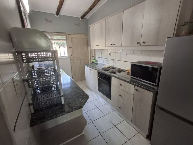 Ideal Holiday Simplex 100 Meters Away From The Exclusive Southbroom Beach!!! - Photo 7