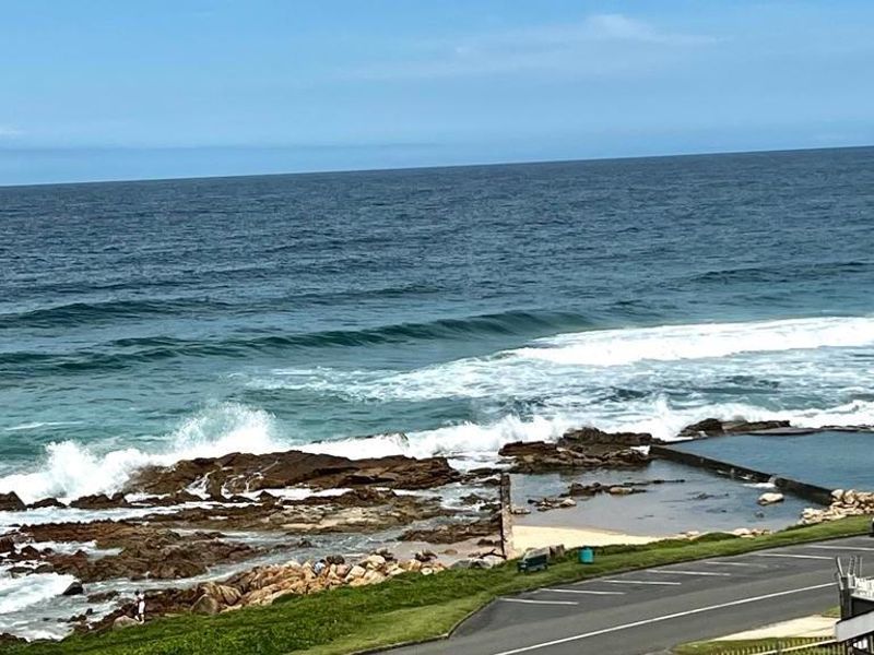 Penthouse Splendour With Amazing Sea Views - Photo 3