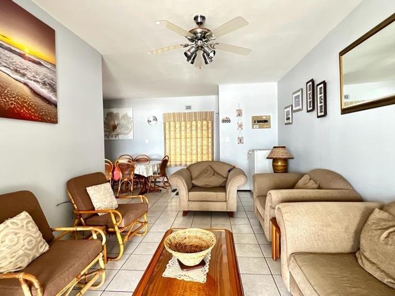 Penthouse Splendour With Amazing Sea Views - Photo 8