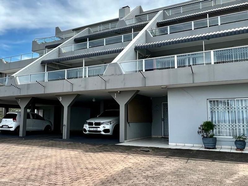 Penthouse Splendour With Amazing Sea Views - Photo 4