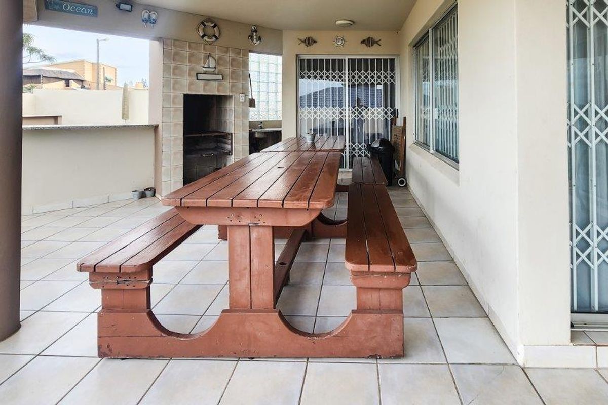 Exquisite Eye Appealing Home In A Perfect Location - Photo 3