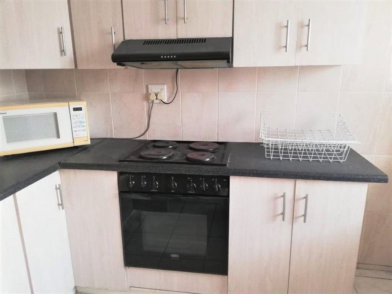 Apartment With The Most Awesome View! - Photo 7