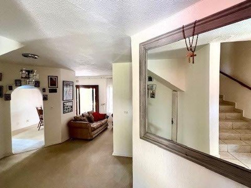 Attractive Spacious 3 Bedroom Duplex In St Michaels On Sea - Photo 3