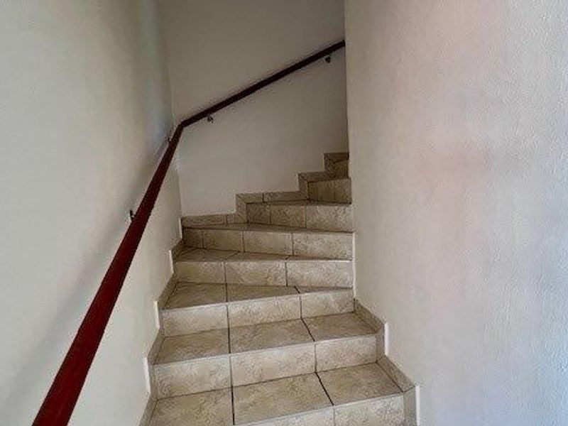 Attractive Spacious 3 Bedroom Duplex In St Michaels On Sea - Photo 4