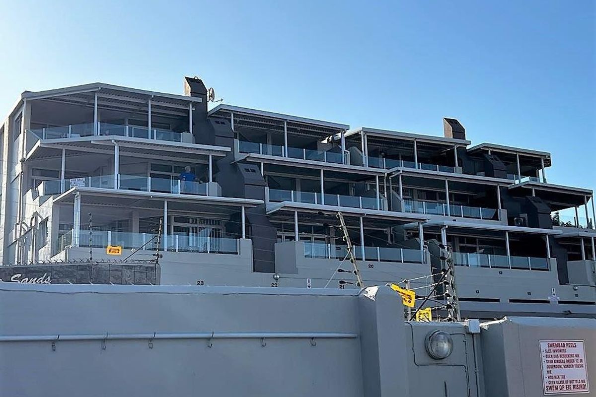 Upmarket Apartment In La Crete Sands Uvongo - Photo 4