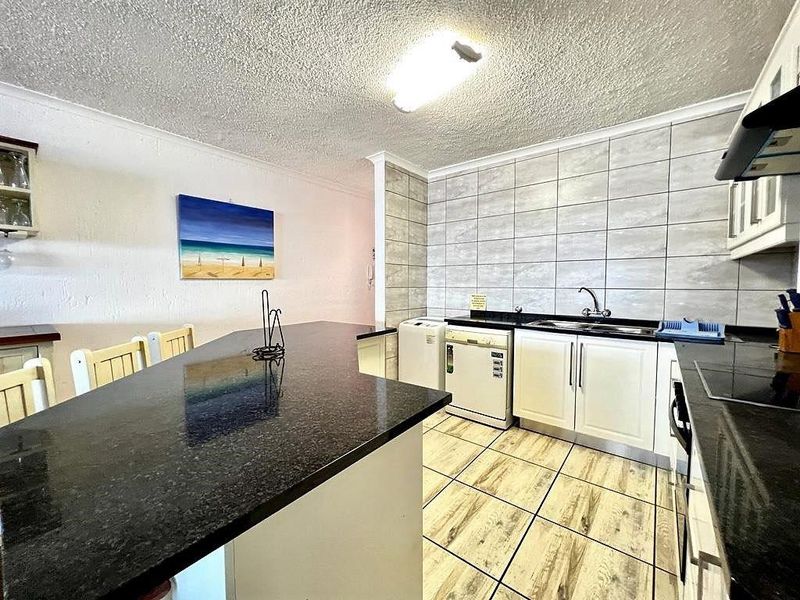 Upmarket Apartment In La Crete Sands Uvongo - Photo 9
