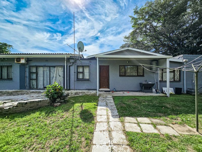 Home And Flat In Uvongo - Photo 3