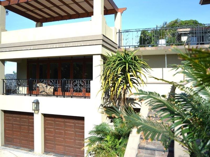 When Only the Best Will Do! 60m from the Beach! - Photo 3