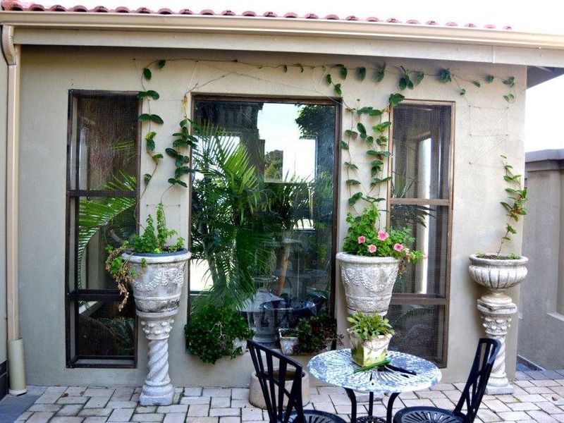 When Only the Best Will Do! 60m from the Beach! - Photo 8