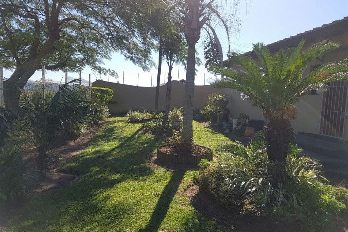 Smallholding with Horses, Stables and Modern Home! - Photo 2