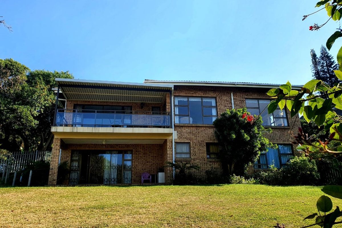 The Perfect Immaculate Face-brick Home, Sea View, Flats! - Photo 5