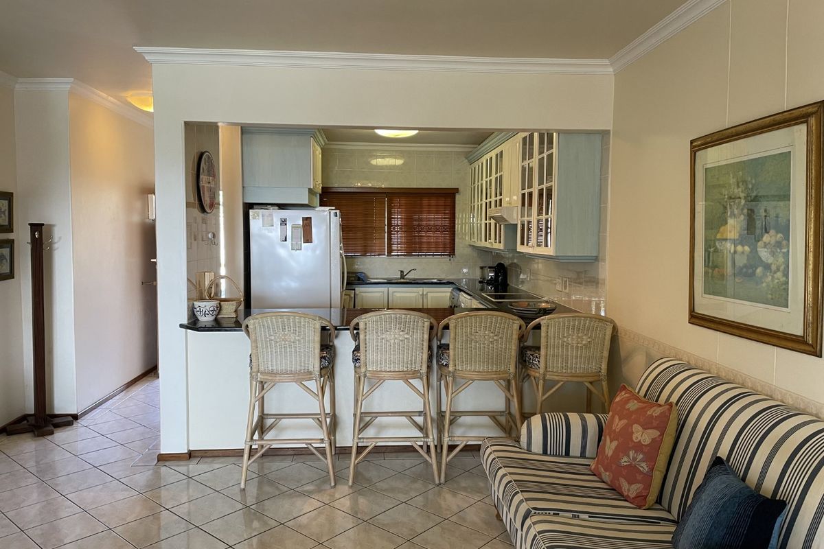 Furnished Holiday Apartment with Direct Access to the Beach  - Photo 2