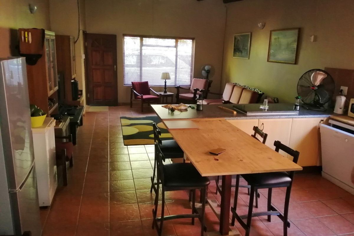 Pet Friendly 2 Bedroom Unit In Peaceful Umzumbe - Photo 3