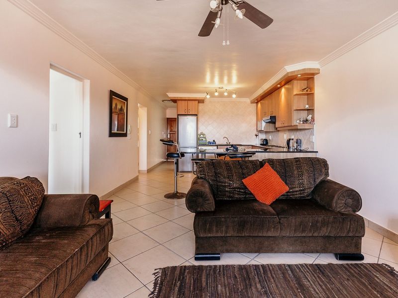 Modern Fully Furnished And Close To All Amenities! - Photo 4