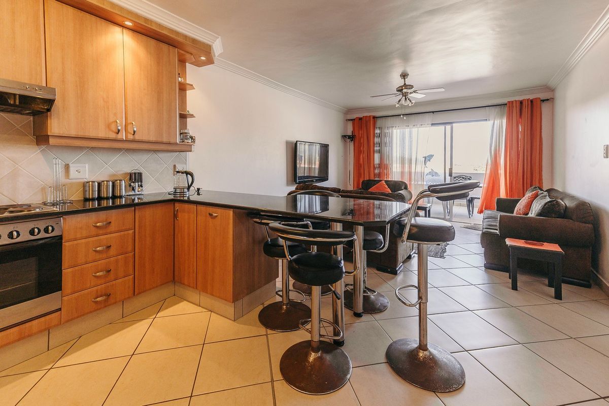 Modern Fully Furnished And Close To All Amenities! - Photo 5