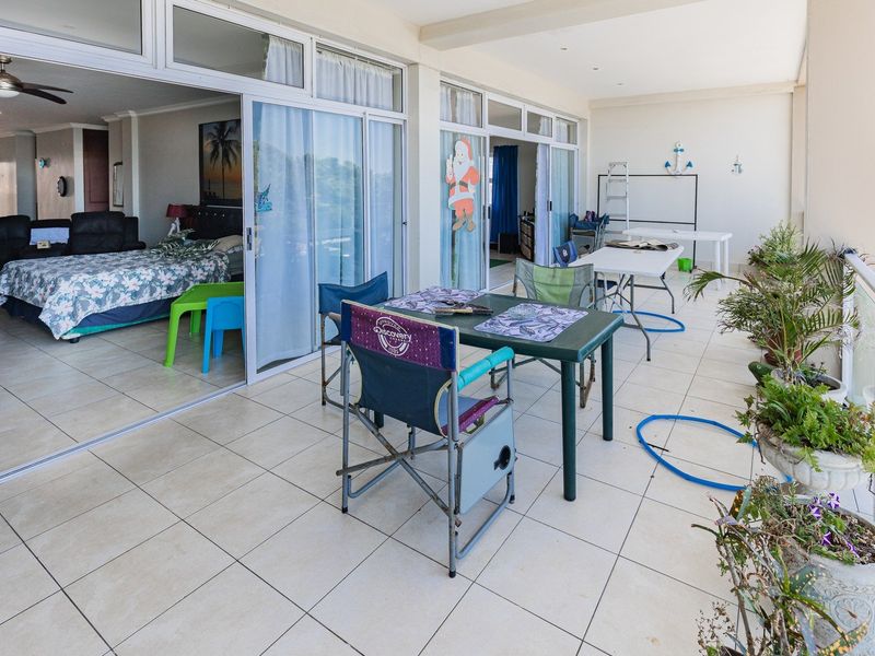 3 Bedroom Apartment For Sale With Stunning Sea Views - Photo 5