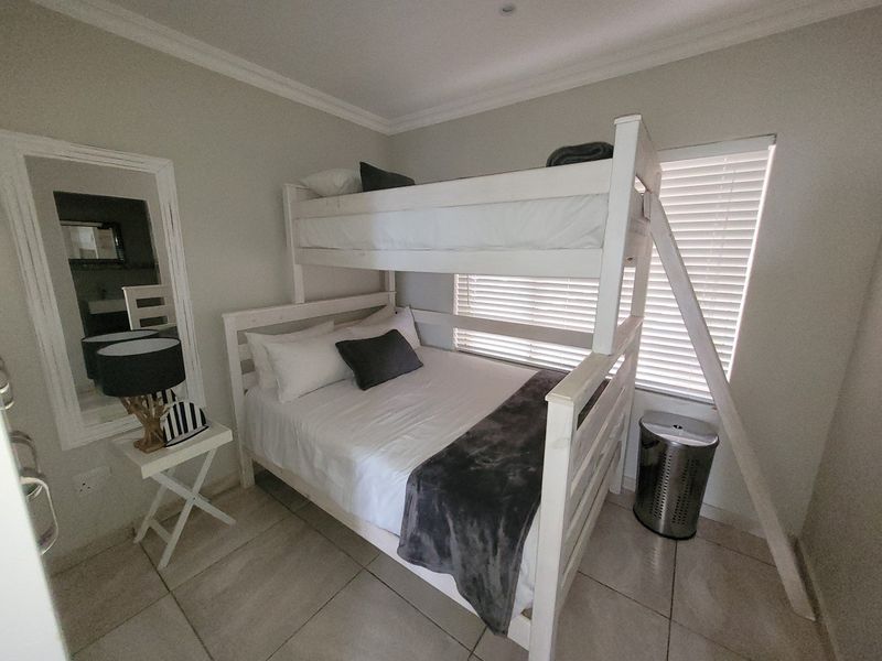 Perfect Lock Up And Go Unit  - Photo 6