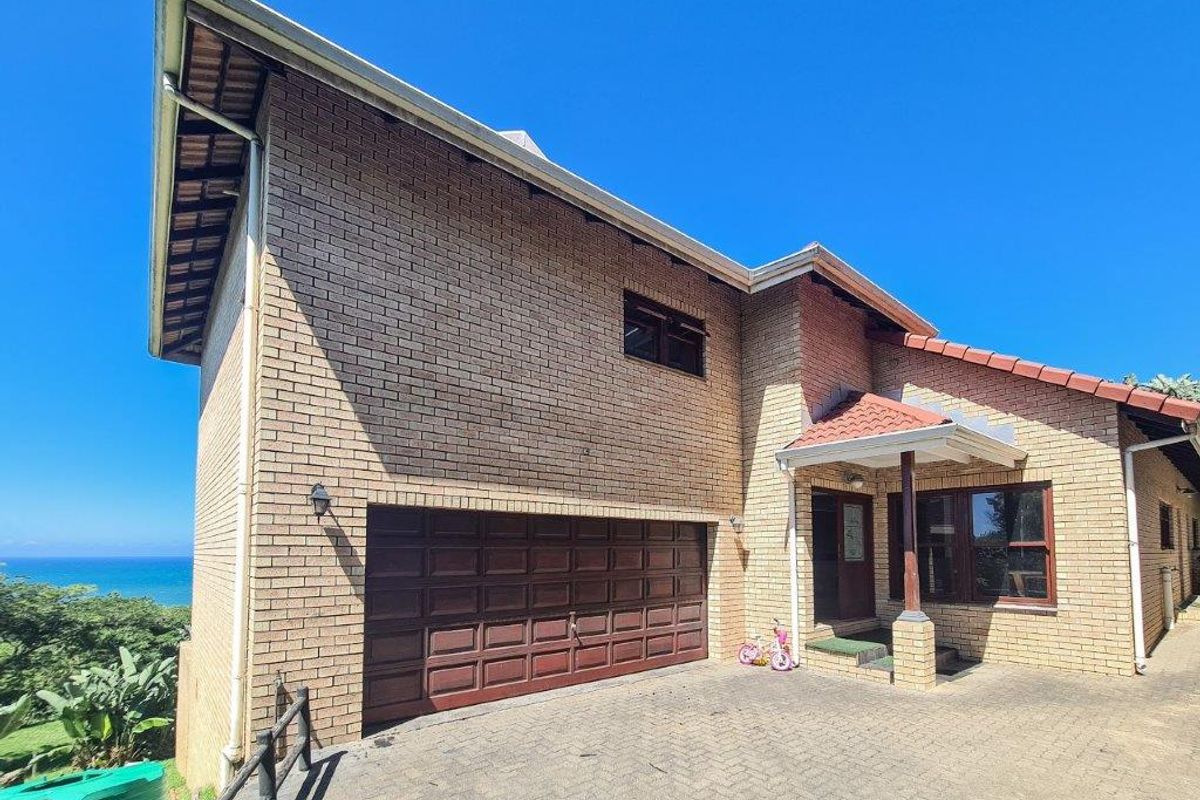 Prime Residence In A Secure Estate With Breath-taking Sea Views - Photo 3