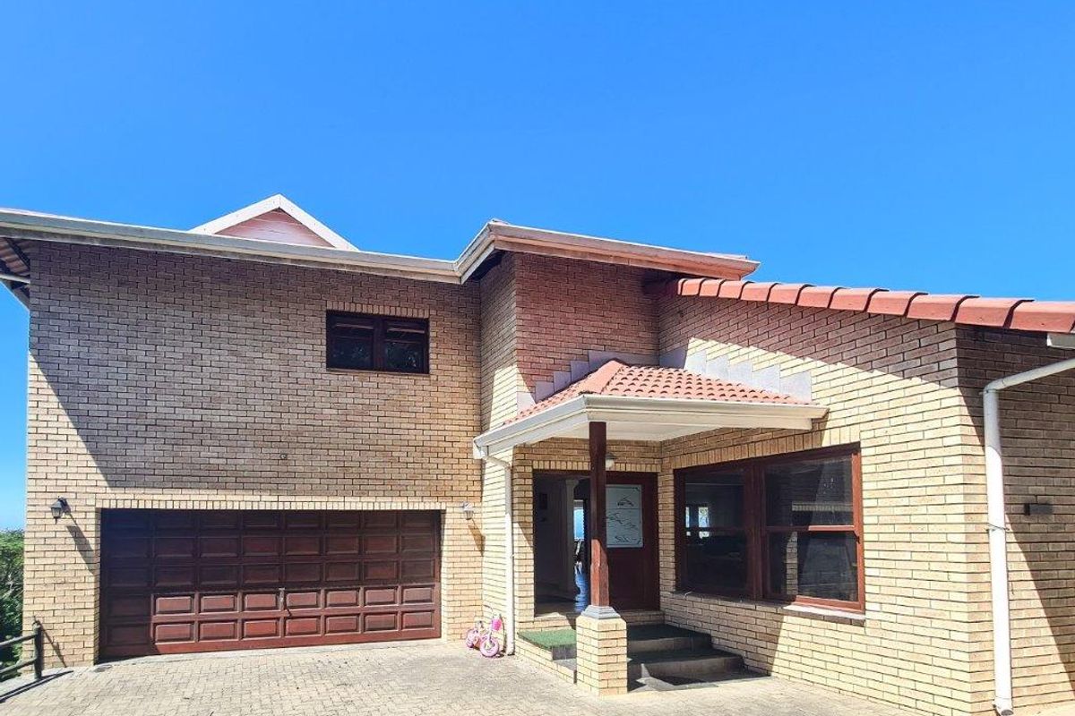 Prime Residence In A Secure Estate With Breath-taking Sea Views - Photo 4