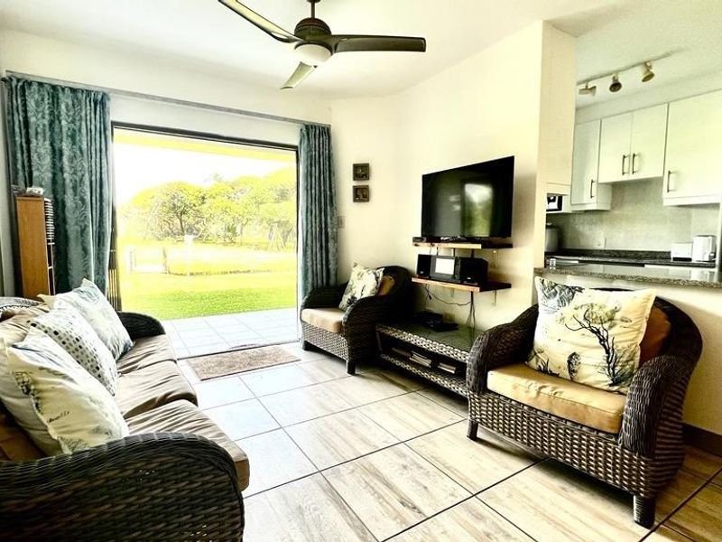 Beachfront Ground Floor Unit In Shelly Beach - Photo 9