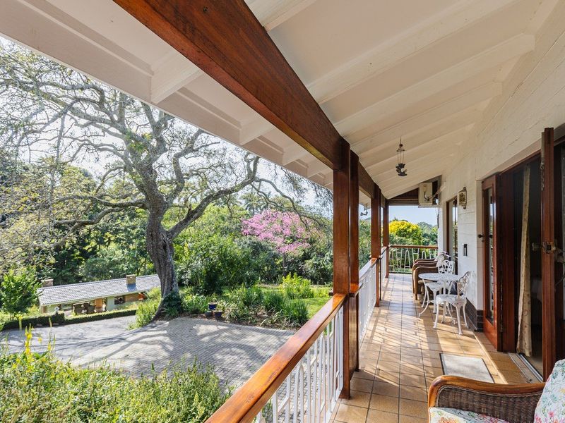 Home With A Dam Set In Umtentweni On A Massive Piece Of Ground - Photo 5