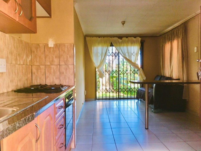 3 Bedroom Home Priced To Sell - Photo 2