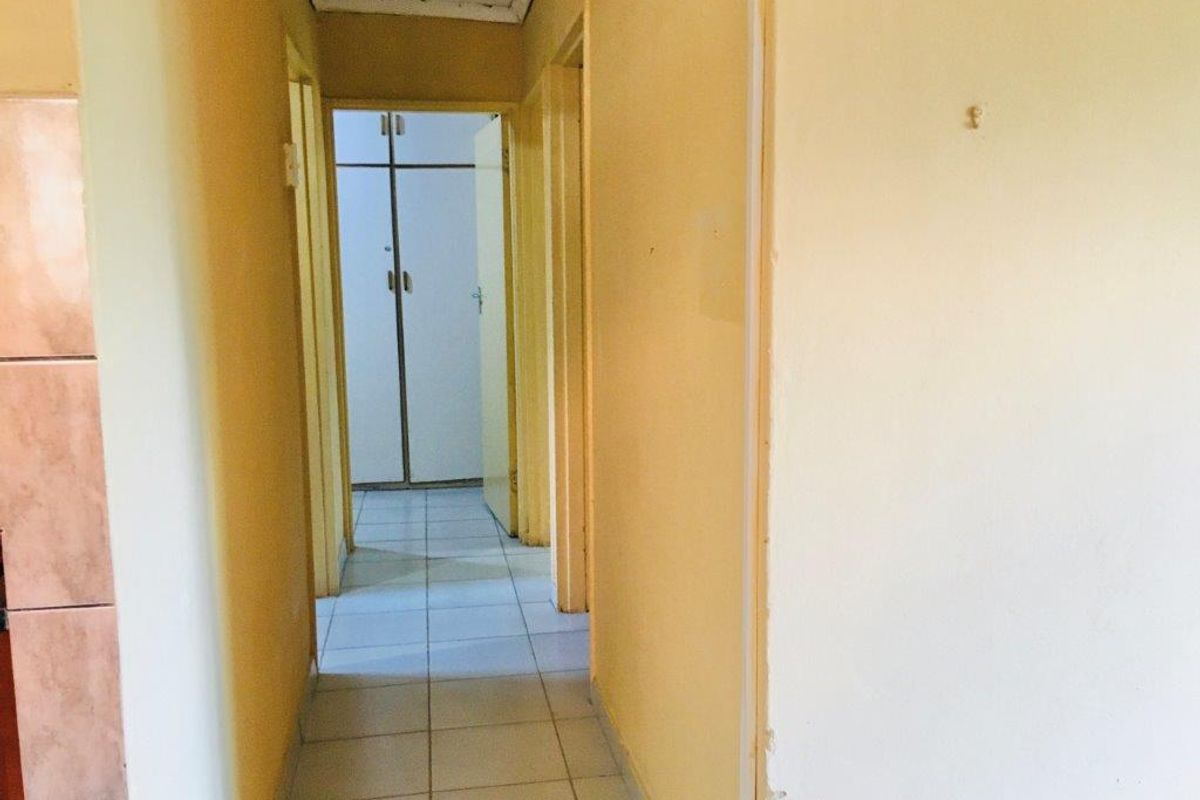 3 Bedroom Home Priced To Sell - Photo 5