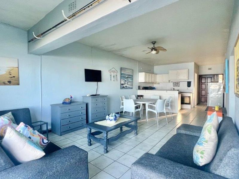 Ground Floor Beachfront Apartment in Shelly Beach - Photo 5