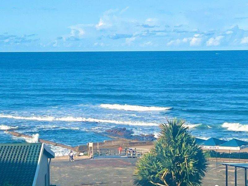 Ground Floor Beachfront Apartment in Shelly Beach - Photo 2