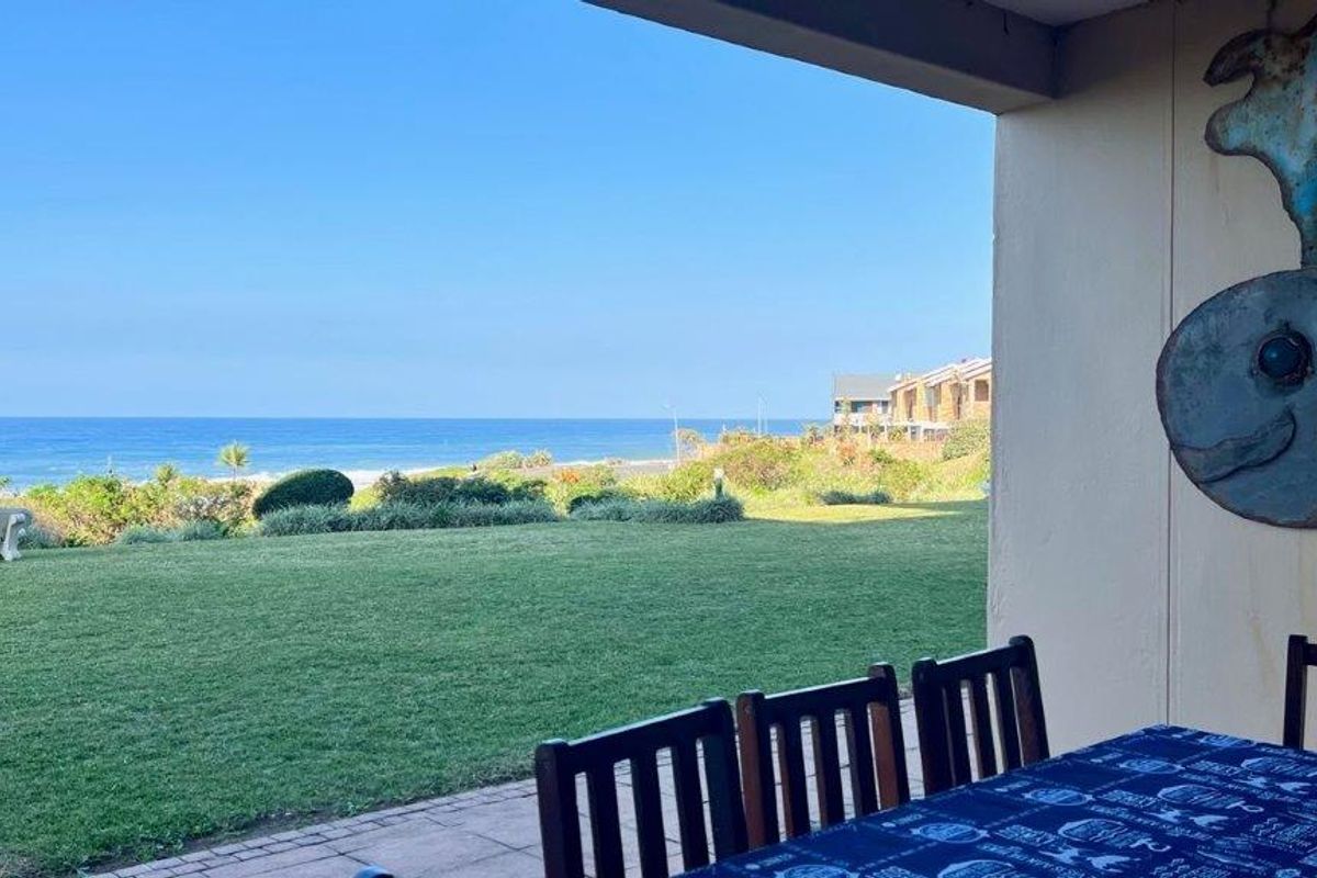 Beachfront Apartment In Margate - Photo 2