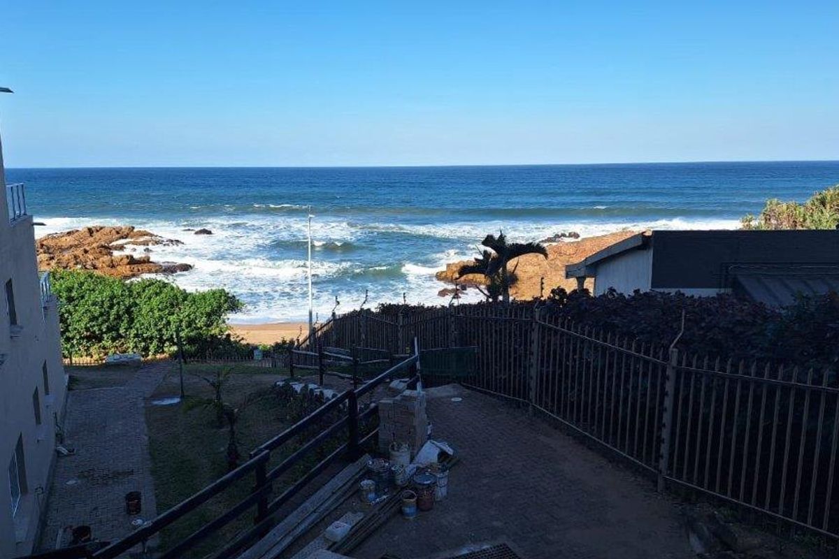 Awesome Apartment In Margate! - Photo 2