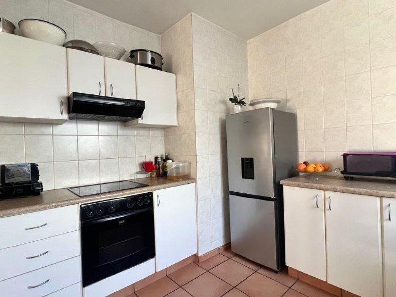 Charming Apartment In Uvongo - Photo 6