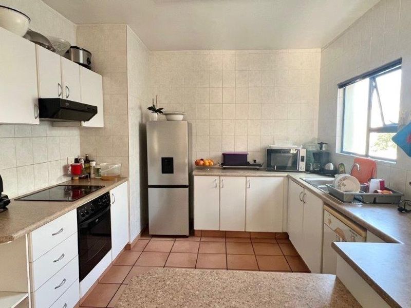 Charming Apartment In Uvongo - Photo 4