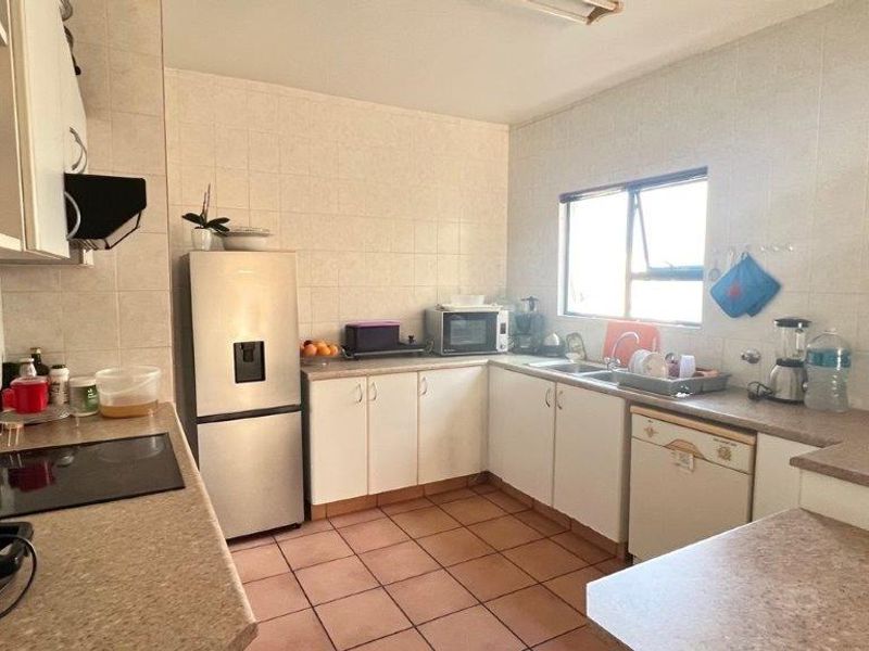 Charming Apartment In Uvongo - Photo 5