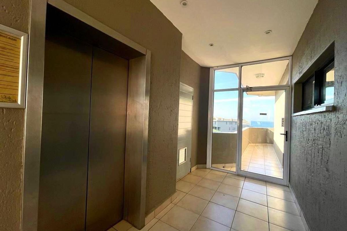 Stunning Corner Unit In Margate! - Photo 4