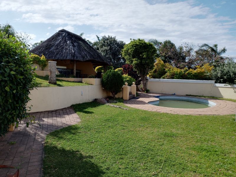 Attractive Home With Magnificent Ocean Views And Potential Income Generator!!! - Photo 4