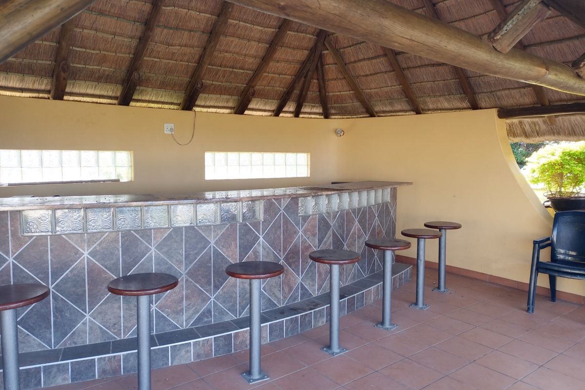 Attractive Home With Magnificent Ocean Views And Potential Income Generator!!! - Photo 5