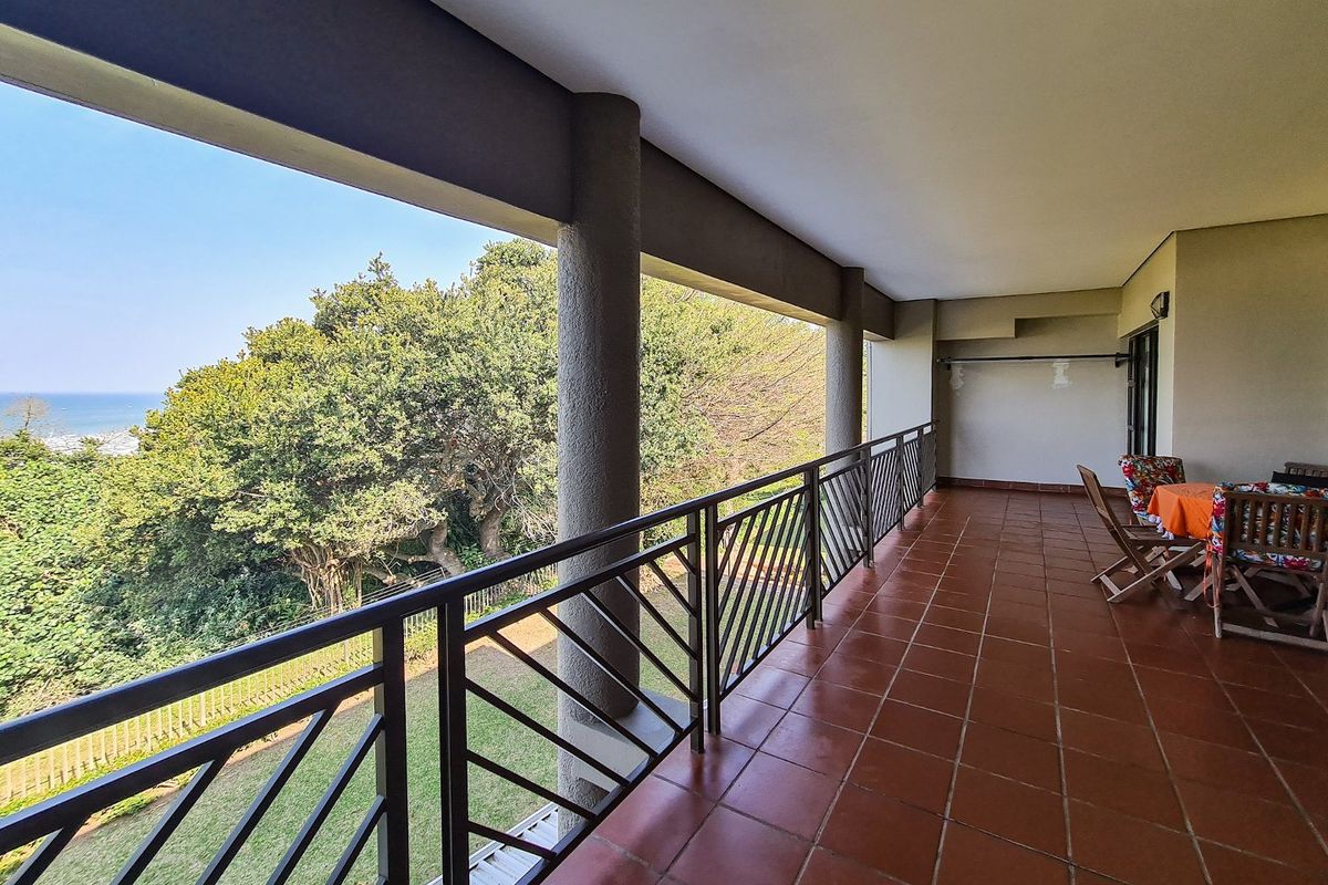 Coastal Paradise: An Alluring Penthouse With Beachside Splendour !! - Photo 3