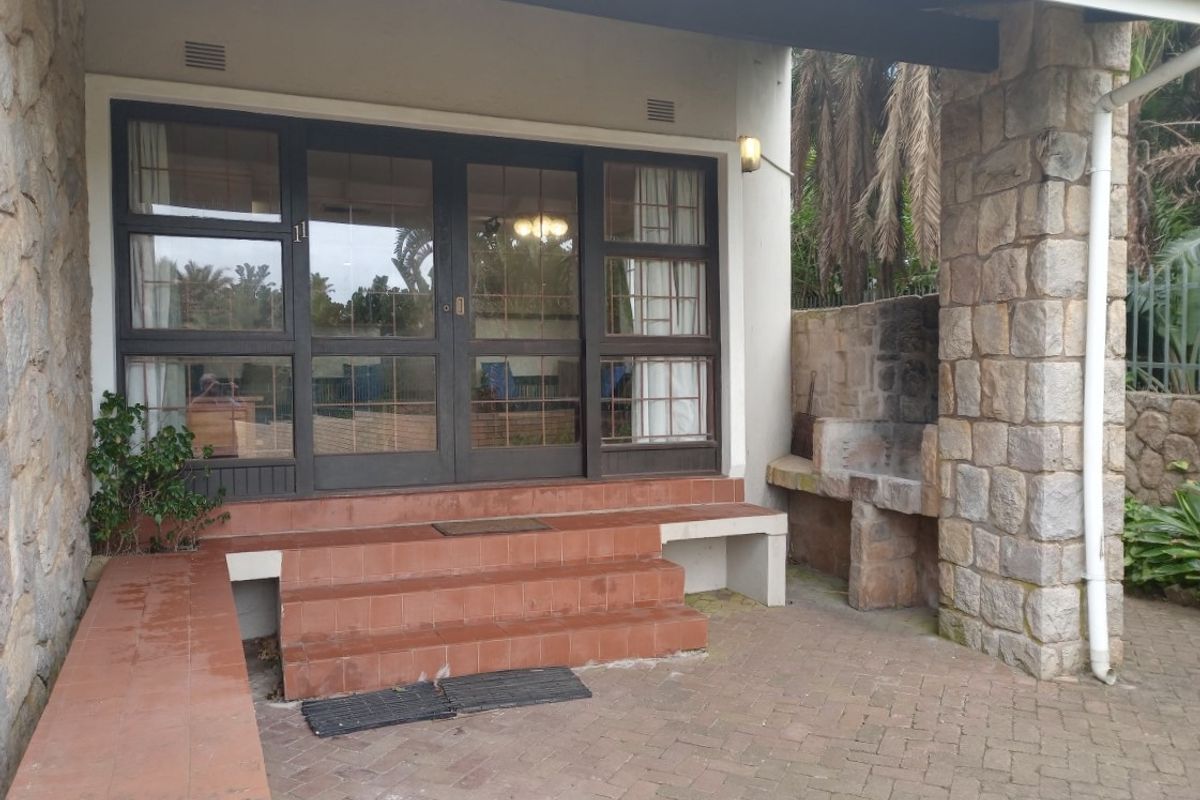 Stunning Location With Only A Manicured Lawn Between You And The Beach!! - Photo 3