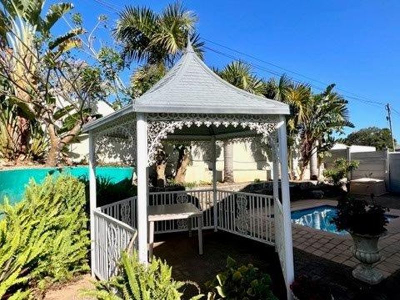 Spacious Level Townhouse In Manaba + Private Pool - Photo 3