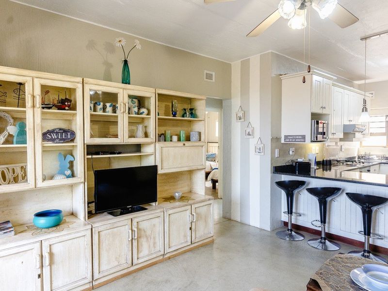 Walking Distance To The Beach - Photo 6