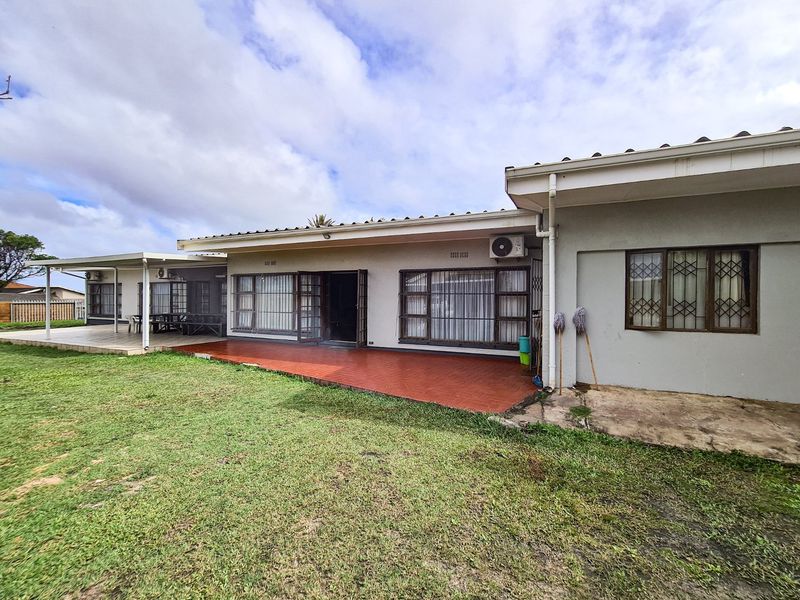 6 Bedroom Home Within Walking Distance To The Beach - Photo 1