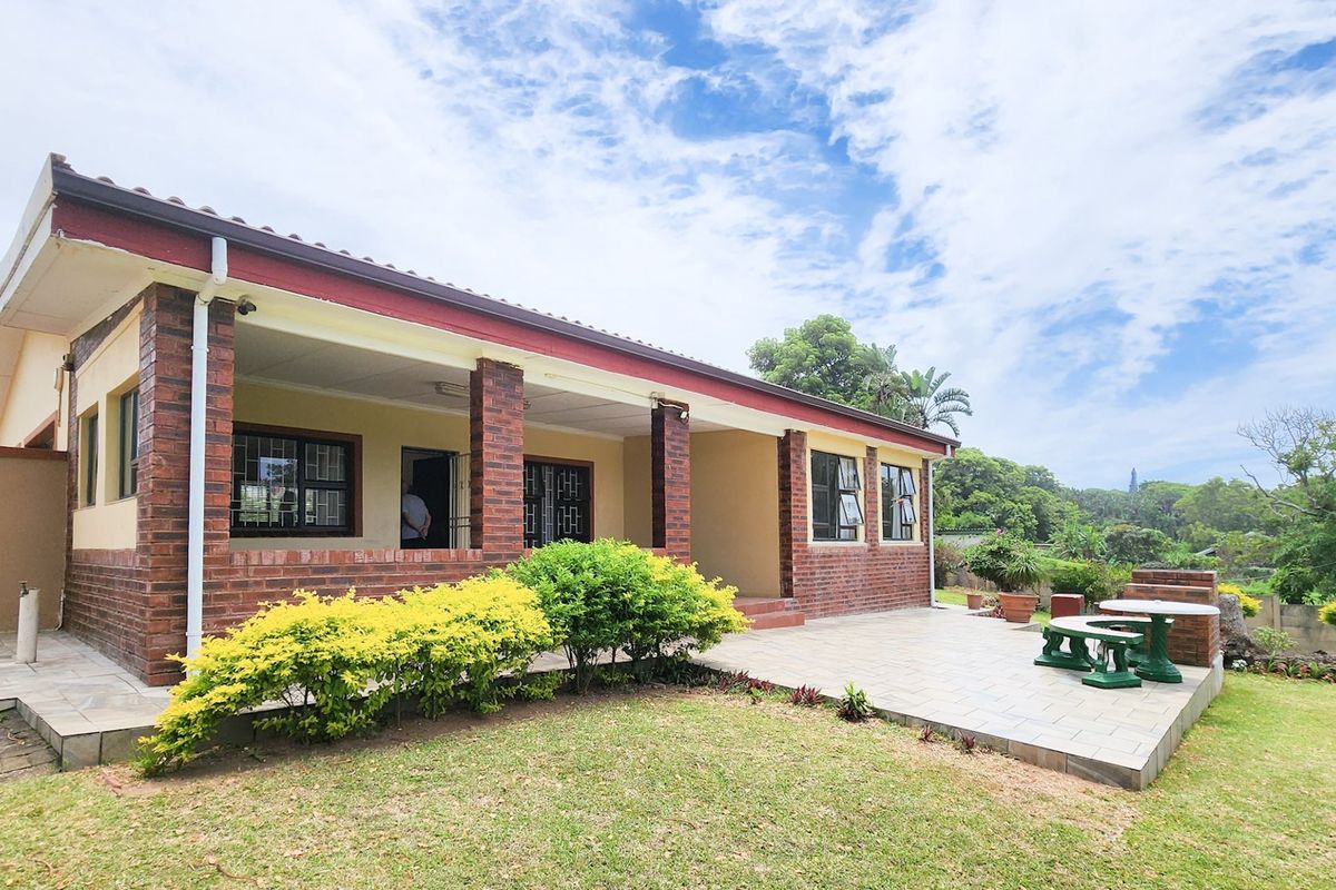 Fully Furnished Home By The Beach - Photo 5