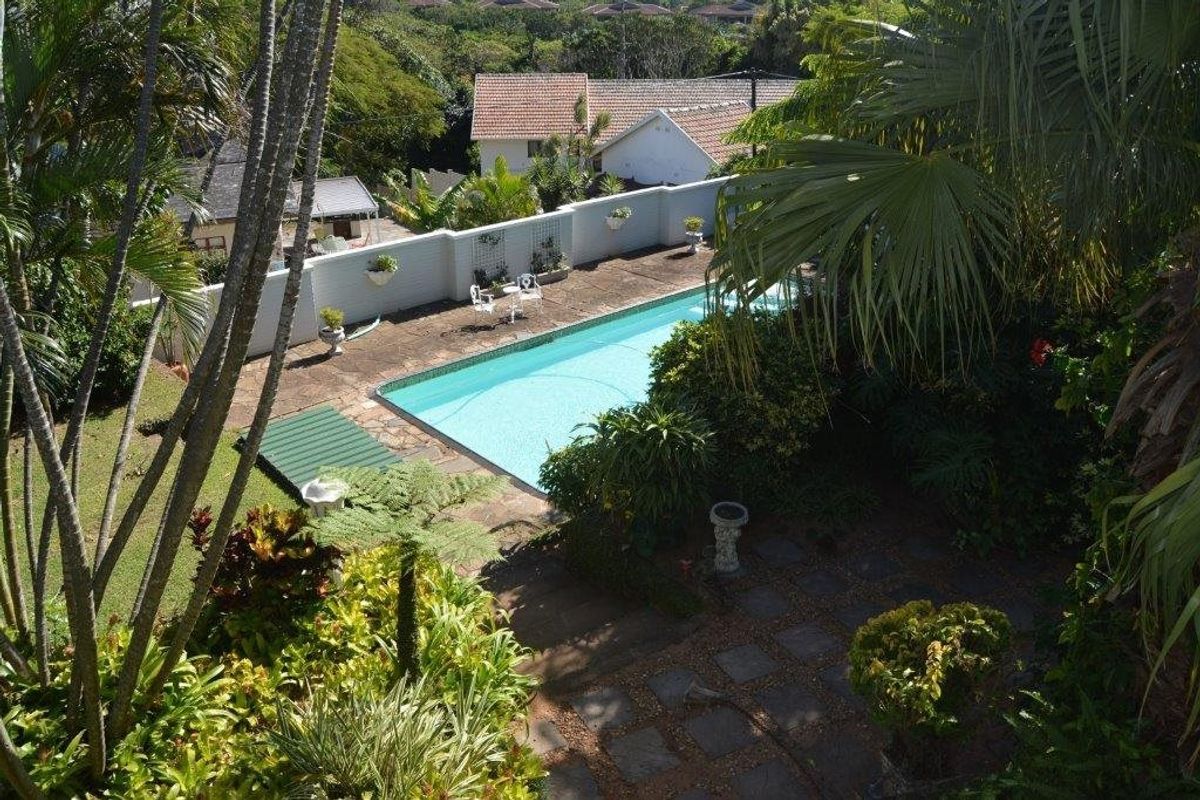 Majestic Home with Vast Charm! - Photo 3