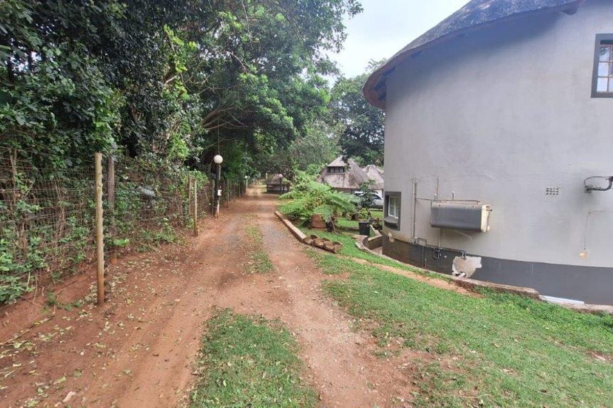 A Perfect Holiday Unit Well Priced !! - Photo 4