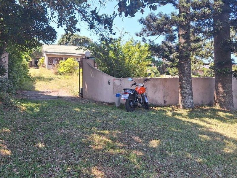Perfect Location!  - Photo 1