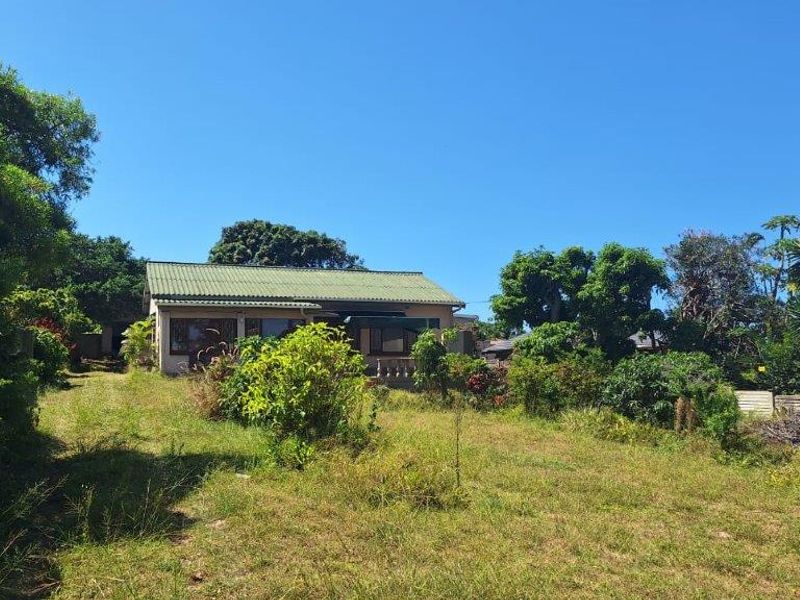 Perfect Location!  - Photo 3